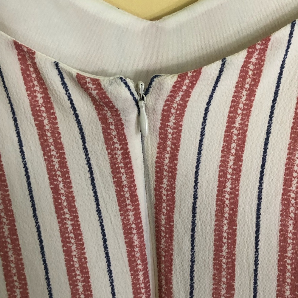 One piece pants suit. - Picture 3 of 5